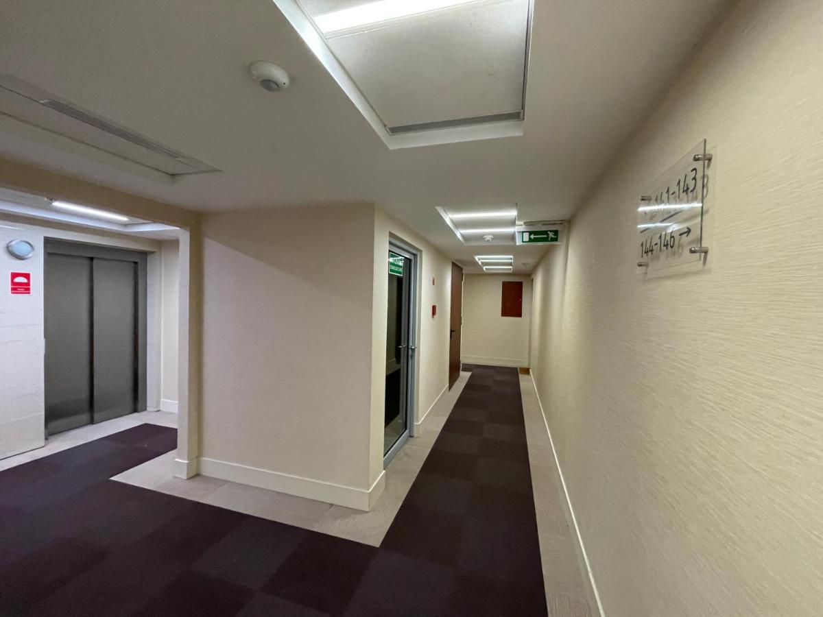 Triton Park Apartaments Varsovie Extérieur photo